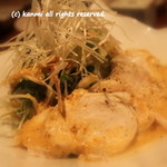 軍鶏十番 - 自家製軍鶏胸ハムゴマソース　580円