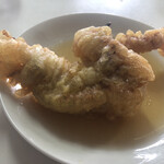 富士見うどん - 2021/08/14
      かけうどん 1.5玉 270円+50円
      いか下足 120円