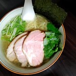 鶏塩ラーメン