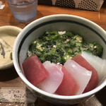 Ajikoubou Kaito - マグロとイカのオクラ丼　350円