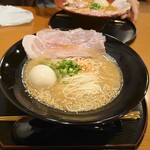 Ebisoba Kaneyuki - 海老塩拉麺＋煮卵