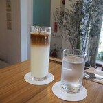 ラトリエ ドゥ ノノ - カフェラテ