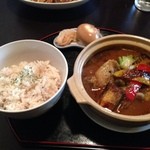 cafe maison - 土鍋チキンカレー