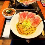 醤油らーめん ピース - FOURピース改(柚子まぜそば特製), チャーシュー丼