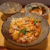 自家製粉石臼挽きうどん 青空blue 本店 - 青セット(親子丼･小鉢2種･おうどん 1,370円)
                    自家製粉粗挽きうどん大盛り +250円