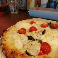 MAKIBI - ビアンカ。水牛モッツァレラがミルキーさにあふれておいしい。