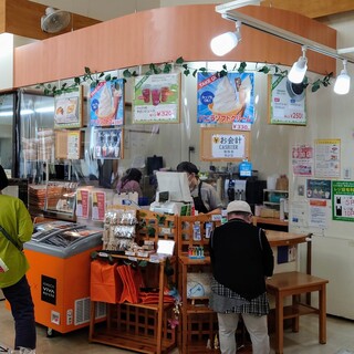 道の駅 絵本の里けんぶち_2