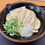 Yanagi ya - しょうゆうどん、
                        大根おろし、レモン付き。