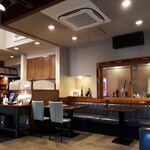 ステーキ・洋食のTANTO屋 - 店内の風景　2021.8