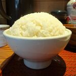 とんかつは飲み物。 - 淡麗とんかつ定食（山盛）810円（惣菜３種類まで無料、ご飯おかわり無料）