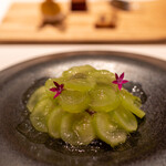 レストラン オオツ - 2021.8 岡山産シャインマスカット 岡山産ピオーネのシャーベット クリームチーズ ハーブティーゼリー