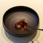 レストラン オオツ - 2021.8 やわらかく茹でソテーした明石産真蛸 夏野菜のソース アマランサス