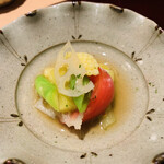 おみ乃 - ・夏野菜のお浸し  アスパラ、ヤングコーン
      　スナップエンドウ、トマト、蓮芋、蓮根