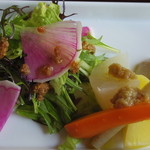 マガザンプラス - 秋野菜のバーニャカウダー＆サラダ（アンチョビソース）