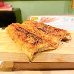 うを徳 - 宍道湖産　天然鰻　９００ｇ