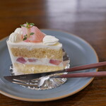 Caprice de moi - 桃のショートケーキ