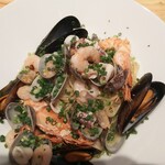 ボーノ - 上からだと 麺が ちょっとだけ 見えます