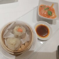 中国料理 豪華 - 小籠包、焼売、海老チリ