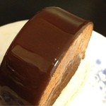 パティシエ イナムラ ショウゾウ - ショコラドゥショコラ 艶々し〜