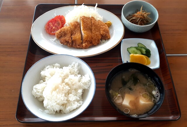 マルケン食堂 &ndash; 酒田の本格定食と居心地の良い食堂体験【山形県】