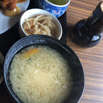レストイン　デカンショ - 味噌汁と小鉢