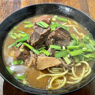 石垣島でランチに使える沖縄そば ランキング 食べログ