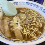 味乃やまびこ - 料理写真:ヤッホーセットの醤油ラーメン