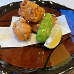 セラピーリゾート伊勢志摩 - ふぐの唐揚げ登場！鶏の唐揚げをさっぱりさせた感じ。