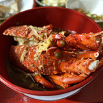 セラピーリゾート伊勢志摩 - 赤だしの伊勢エビ汁、美味いっす。