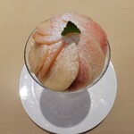 和光ティーサロン - 白桃パフェ