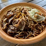 ファミリーマート - 「スパイシーカレー焼そば」450円也。税込。