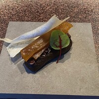 Restaurant Re: - かんぴょうを用いたアミューズ、下はフォアグラのテリーヌ少し