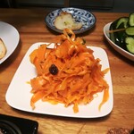 洋惣菜 亀洋 - キャロットラペ盛り付け例