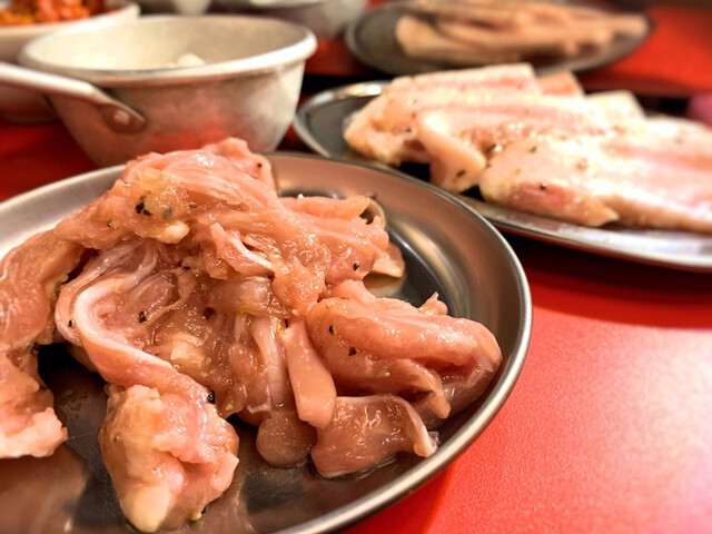 大衆切り落とし焼肉酒場 ハネモン屋 名駅店 名鉄名古屋 焼肉 食べログ