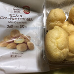 ファミリーマート - 料理写真:2021/08/14
ミニシュー カスタード&ホイップ 16個入 280円