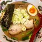 拉麺大公 - 【限定】八ちゃんラーメン風ニンニク味噌ラーメン