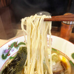 拉麺大公 - 【限定】八ちゃんラーメン風ニンニク味噌ラーメン