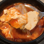 東京純豆腐 - こちらも豚キムチ鍋、当たり前ですが豆腐も同じです