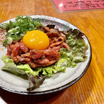 キハラ - ローストビーフユッケ