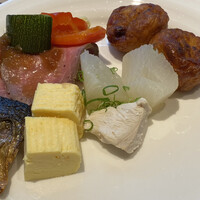 梅田 璃泉 本店 - ローストビーフなどのおかず