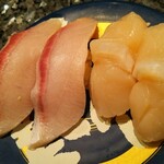 回転寿司酒場 銀座沼津港 - ぶり　ホタテ