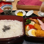 芳味亭 - 洋食弁当2750円