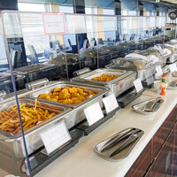 スカイクルーズマクハリ アパホテル＆リゾート東京ベイ幕張 - ランチビュッフェ2480円で50種類以上