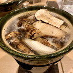 日本料理秀たか - 松茸のお鍋