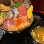 Hananomai - 海鮮丼