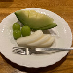 Yamashiyo Uniku Riyouri Ten - 食後のフルーツ