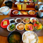 日本橋浅田 - 和食ビュッフェの小鉢と小箱