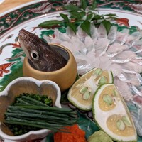 対馬のどぐろとイカ活き造り 博多 魚蔵 都ホテル店 - 