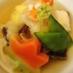 ホテル四季彩 - 蒸し物　 綿秋鯛四季彩味覚蒸し 栗　海老　椎茸　紅葉麩　山葵　きぬさや　銀餡