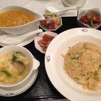 中国料理 翡翠宮 - 上海蟹入りあんかけ炒飯セット
